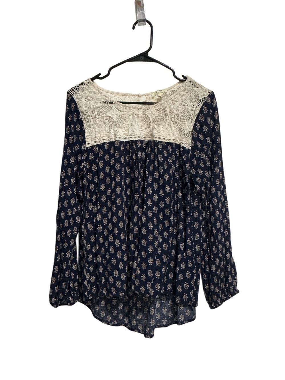 Kori America‎ Boho Lace Yoke Blouse Long Sleeve Navy Blue Floral Print